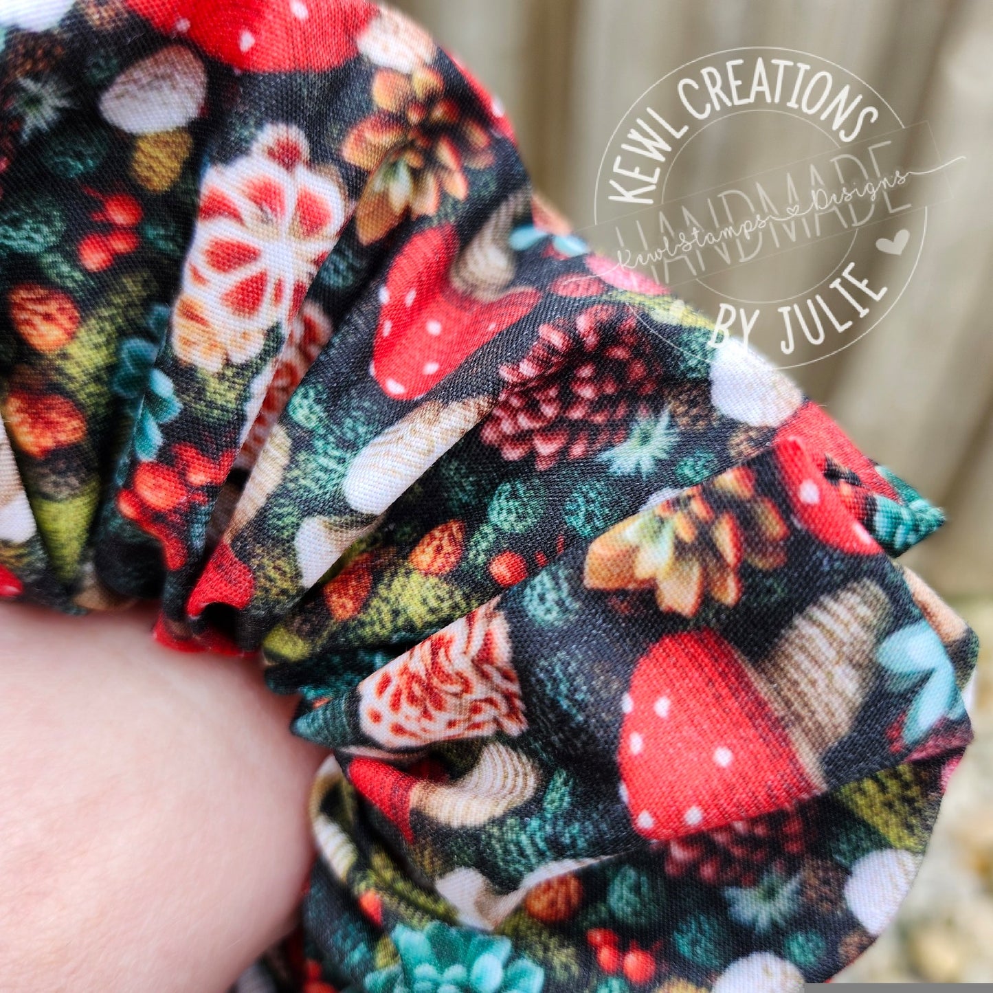 Cute and fashionable scrunchies | hair ties
