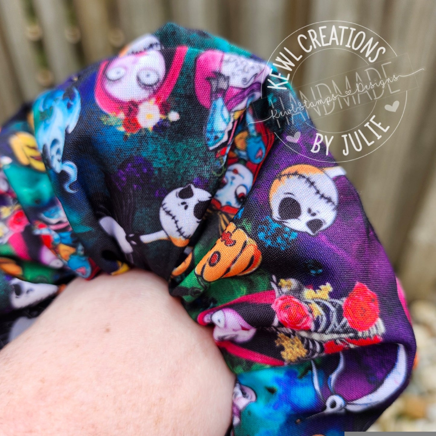Cute and fashionable scrunchies | hair ties