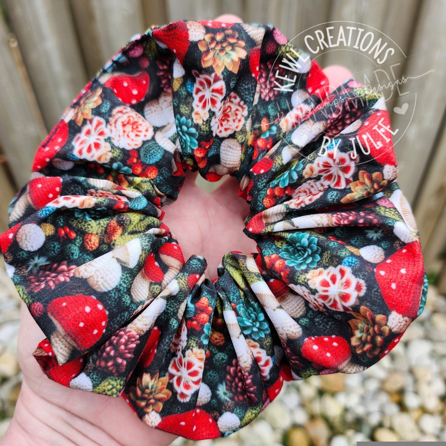 Cute and fashionable scrunchies | hair ties