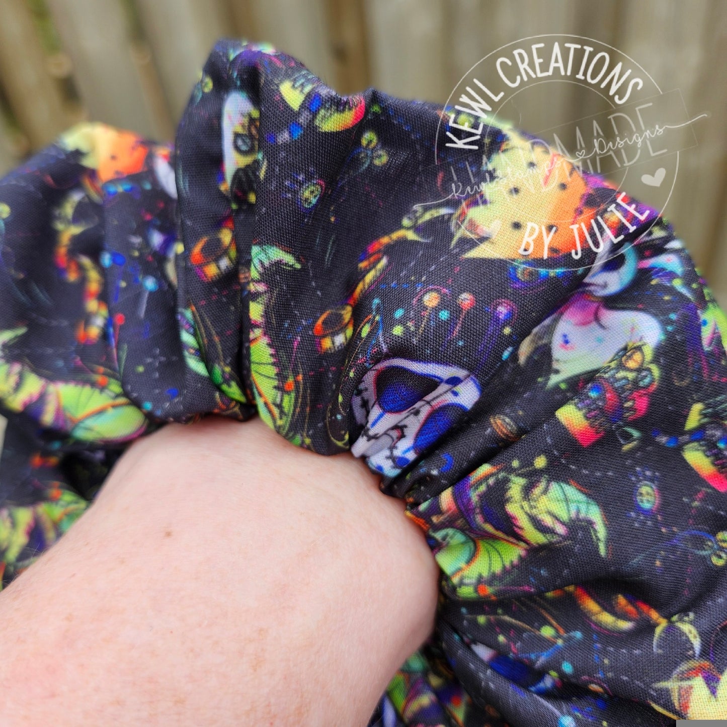 Cute and fashionable scrunchies | hair ties
