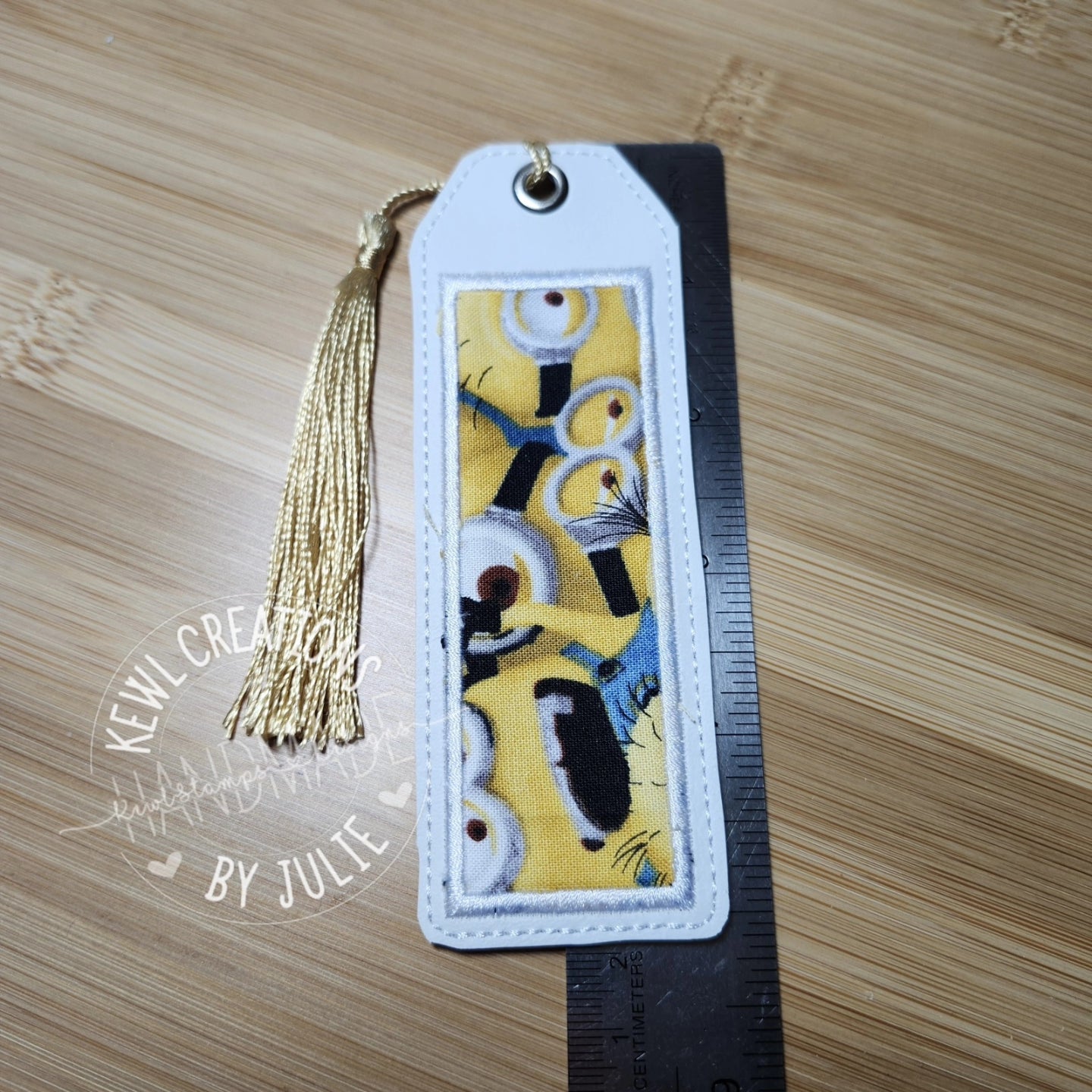 Embroidered Bookmark Appliqué