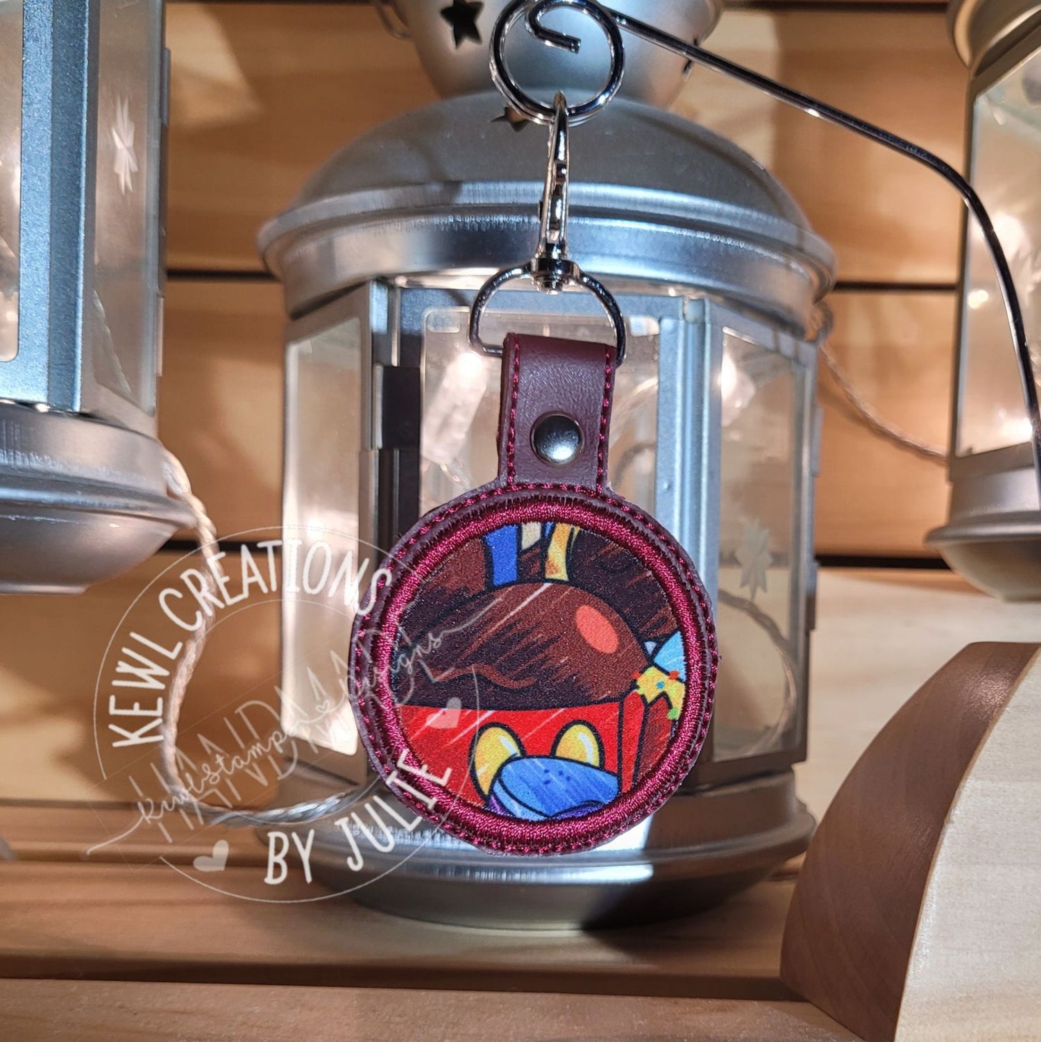 Key fobs, Wristlets, KeyChain, SnapTabs and lanyard accessories.